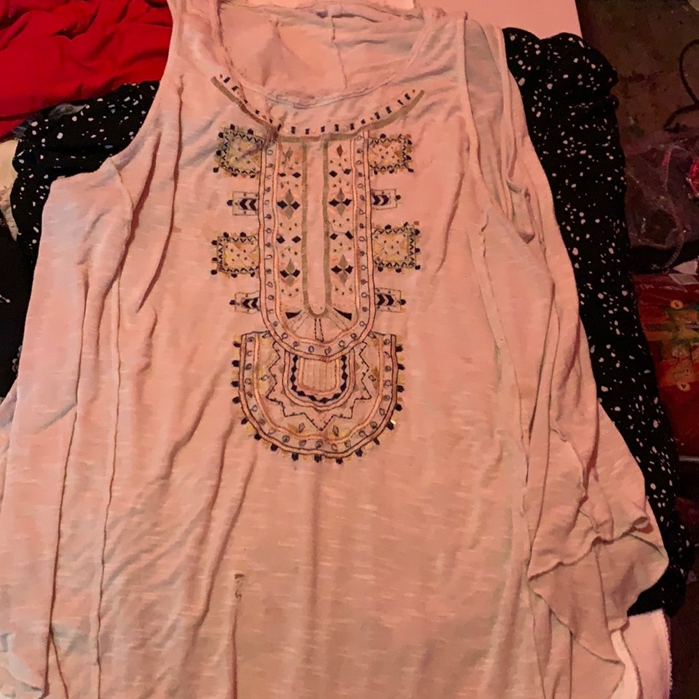Creamed colored Maurices top